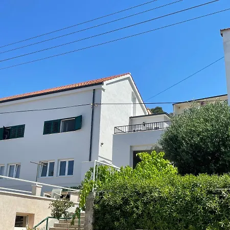 Apartment Simaris - Spacious With Terrace And Sea View Sibenik Exterior photo