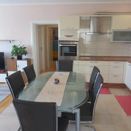 Apartment Simaris - Spacious With Terrace And Sea View Sibenik Exterior photo