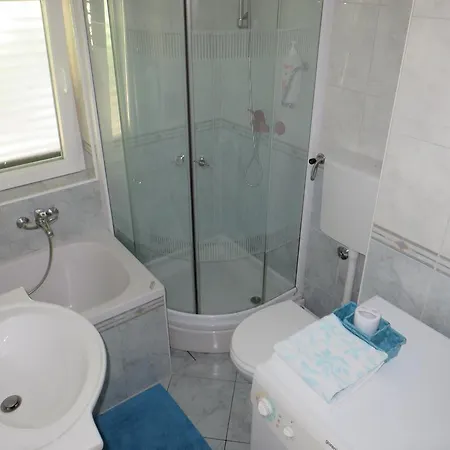 Apartment Simaris - Spacious With Terrace And Sea View Sibenik Exterior photo