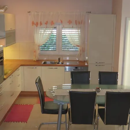 Apartment Simaris - Spacious With Terrace And Sea View Sibenik Exterior photo